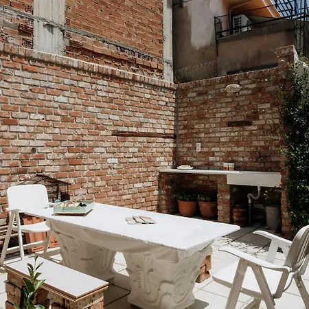 Ioanni's House